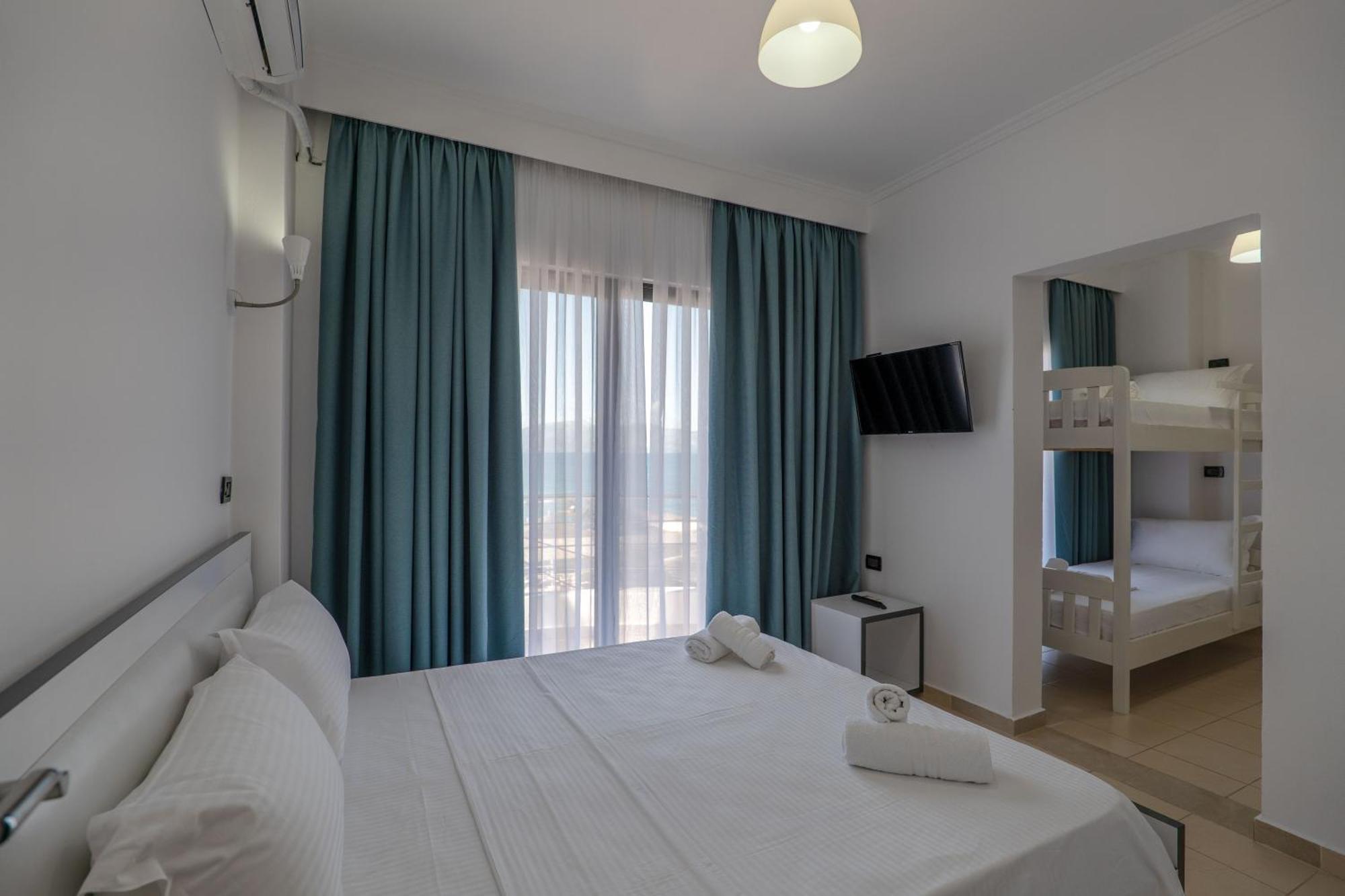 El Mare Hotel